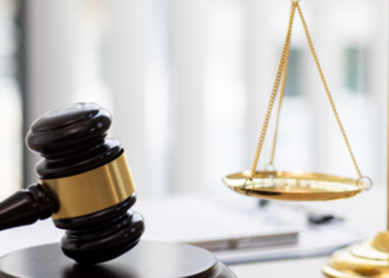 Justicia y figuras políticas