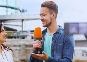 Voces que construyen